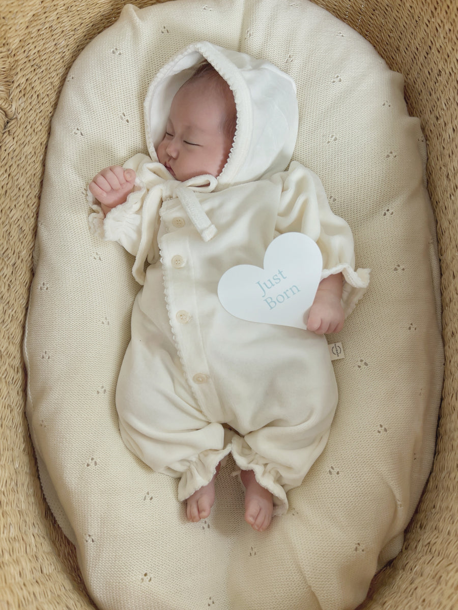 【monbebe】 ベロアスノーグローリーロンパース