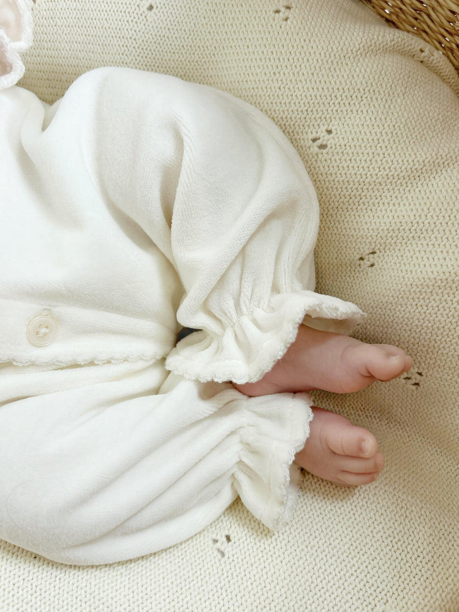 【monbebe】 ベロアスノーグローリーロンパース