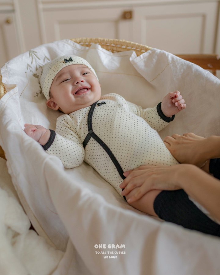 【one gram】 Rie newborn Suit  ※クーポン使用で表示価格よりさらに10%OFF！9月30日（火）23：59まで！クーポンコード：spt10