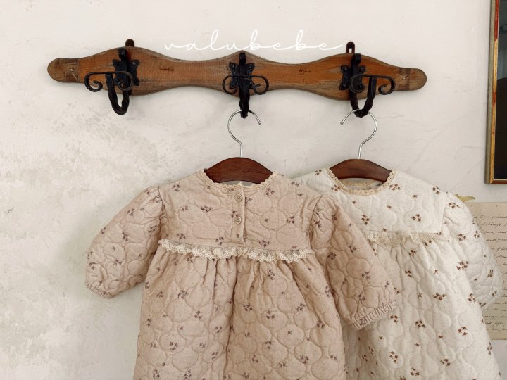 【valubebe】 Lace padded one-piece (bebe)