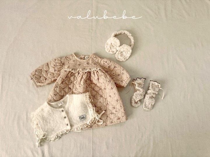 【valubebe】 Lace padded one-piece (bebe)