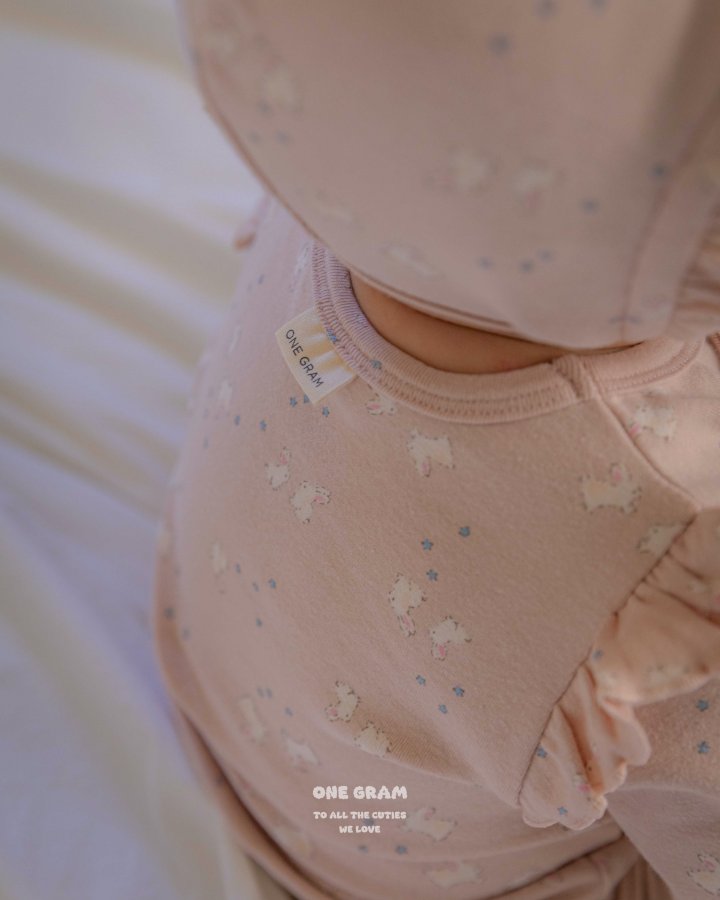 【one gram】 Bunny top and bottom set  ※クーポン使用で表示価格よりさらに10%OFF！9月30日（火）23：59まで！クーポンコード：spt10