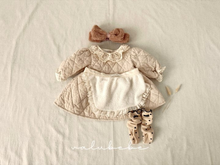 【valubebe】 Dot Collar Quilted One Piece (Bebe)