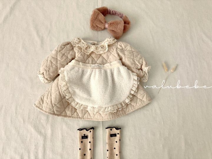 【valubebe】 Dot Collar Quilted One Piece (Bebe)