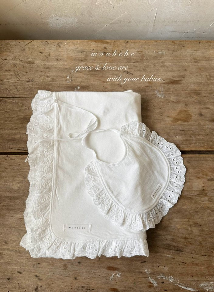 【monbebe】 Bonbon Bib