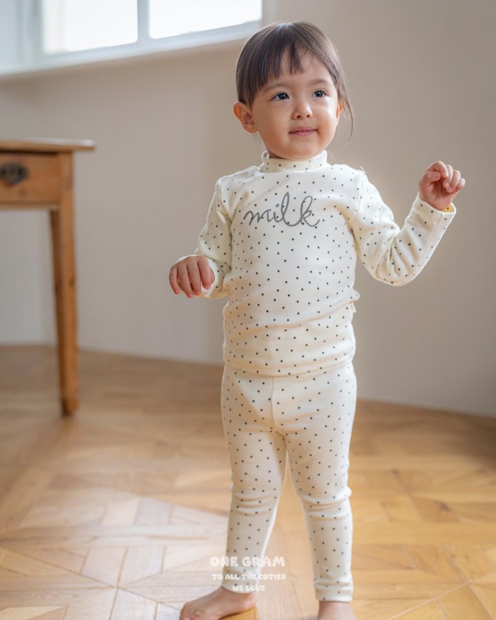 【one gram】 Milk top and bottom set  ※クーポン使用で表示価格よりさらに10%OFF！9月30日（火）23：59まで！クーポンコード：spt10