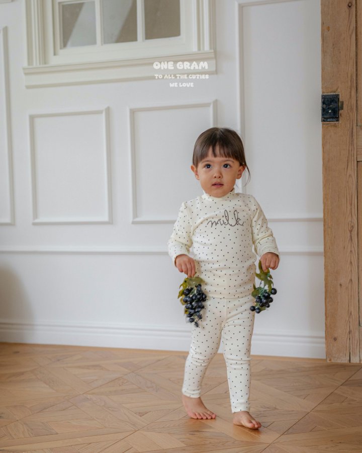 【one gram】 Milk top and bottom set  ※クーポン使用で表示価格よりさらに10%OFF！9月30日（火）23：59まで！クーポンコード：spt10