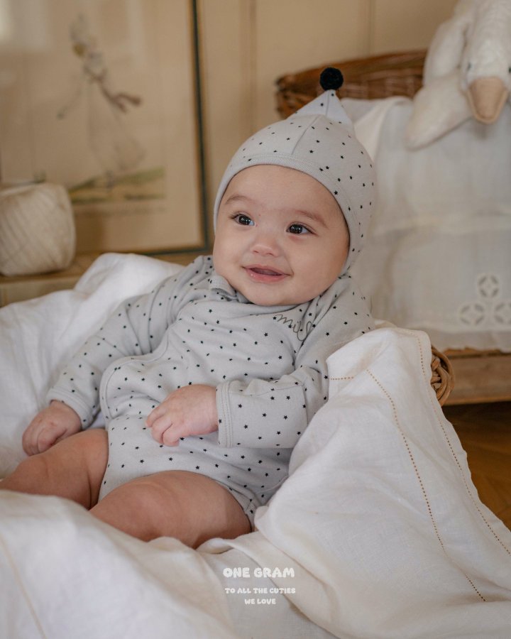 【one gram】 Milk newborn Suit   ※クーポン使用で表示価格よりさらに10%OFF！9月30日（火）23：59まで！クーポンコード：spt10