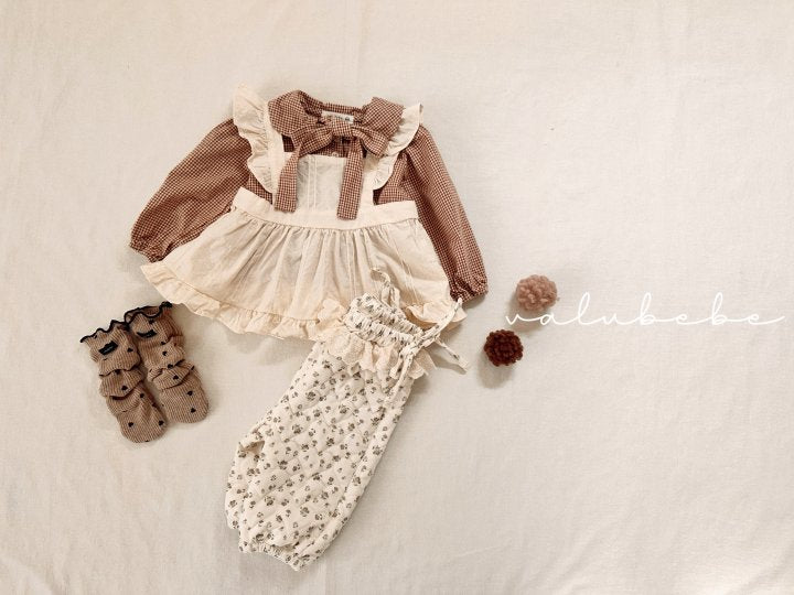 【valubebe】 From lace padding pants (bebe)