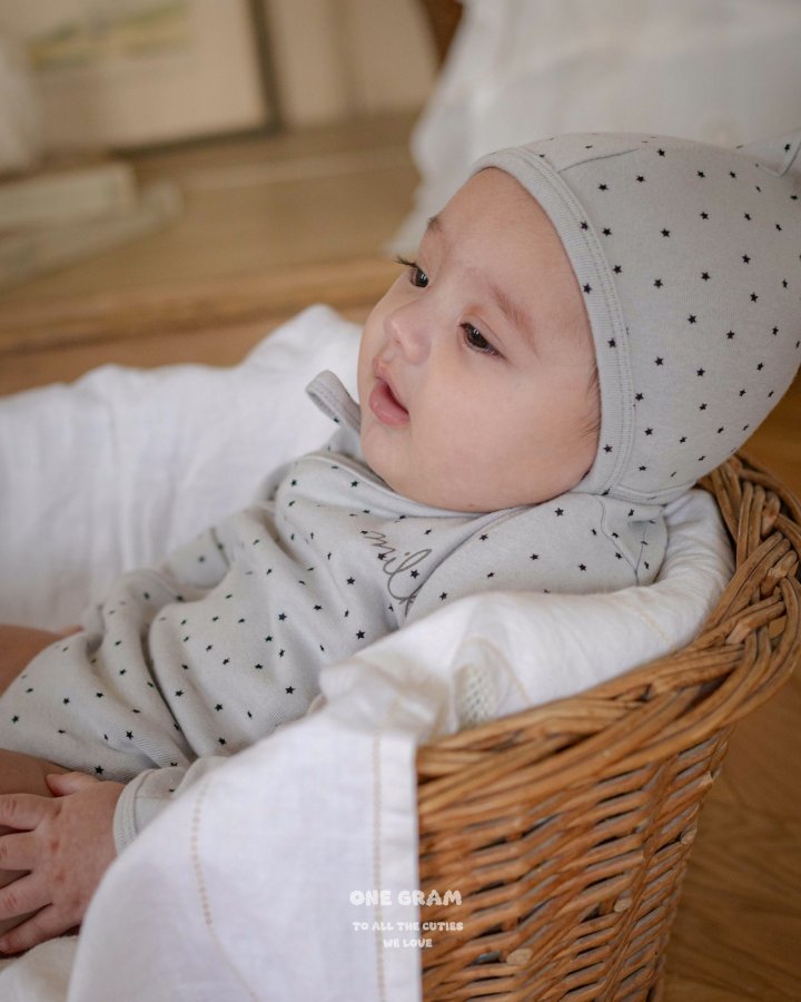 【one gram】 Milk newborn Suit   ※クーポン使用で表示価格よりさらに10%OFF！9月30日（火）23：59まで！クーポンコード：spt10