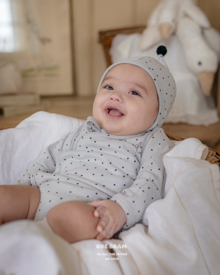 【one gram】 Milk newborn Suit   ※クーポン使用で表示価格よりさらに10%OFF！9月30日（火）23：59まで！クーポンコード：spt10