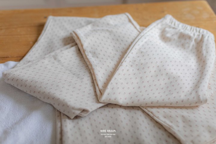 【one gram】 Mie Pants (ママサイズ)   　※クーポン使用で表示価格よりさらに10%OFF！9月30日（火）23：59まで！クーポンコード：spt10