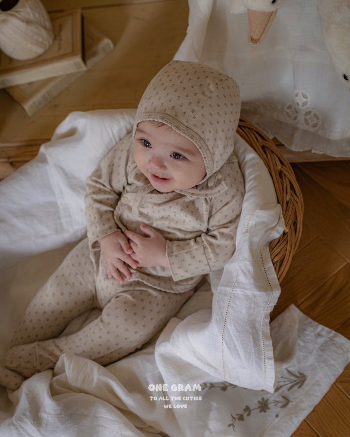 【one gram】 Mie newborn top & Leggings Set  ※クーポン使用で表示価格よりさらに10%OFF！9月30日（火）23：59まで！クーポンコード：spt10