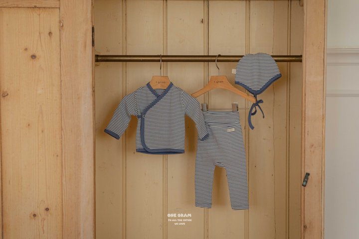 【one gram】 Sean top & Leggings Set  (2点セット)  ※クーポン使用で表示価格よりさらに10%OFF！9月30日（火）23：59まで！クーポンコード：spt10