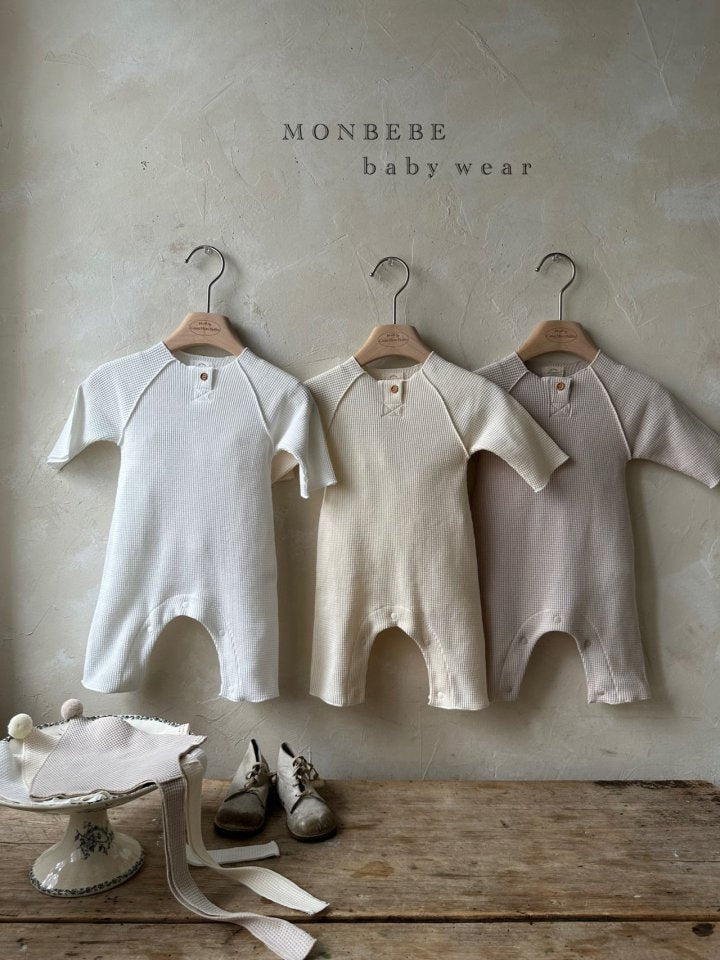 【monbebe】 Pom Pom Waffle Suit (with cone hat)