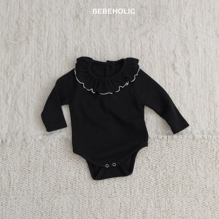 【bebeholic】 Diana Ruffle Suit