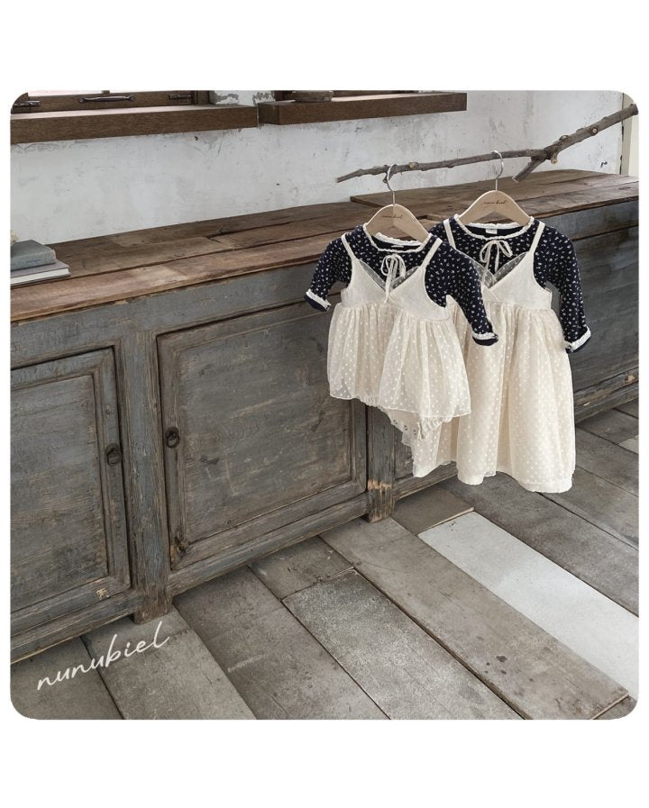【nunubiel】 floral t-shirts