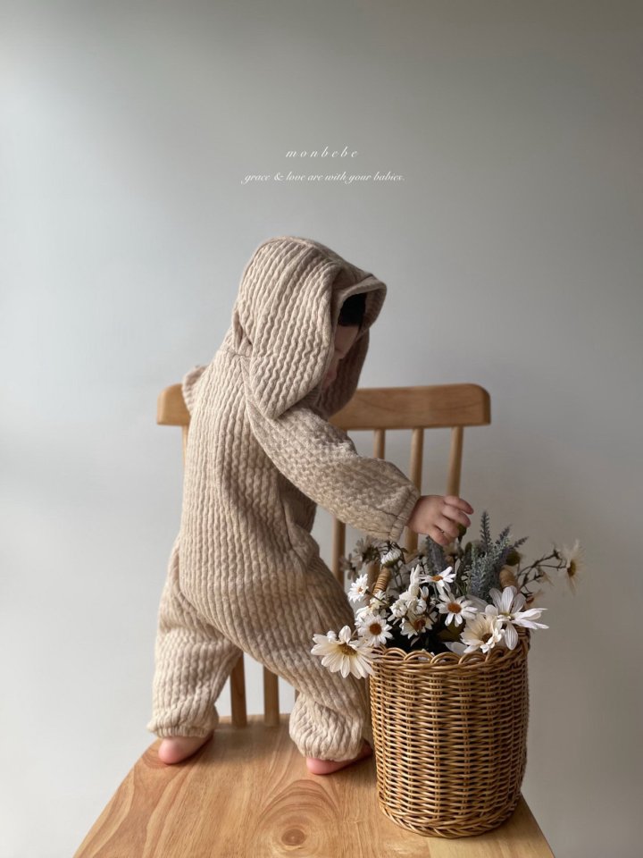 【monbebe】 Bunny Knit Suit