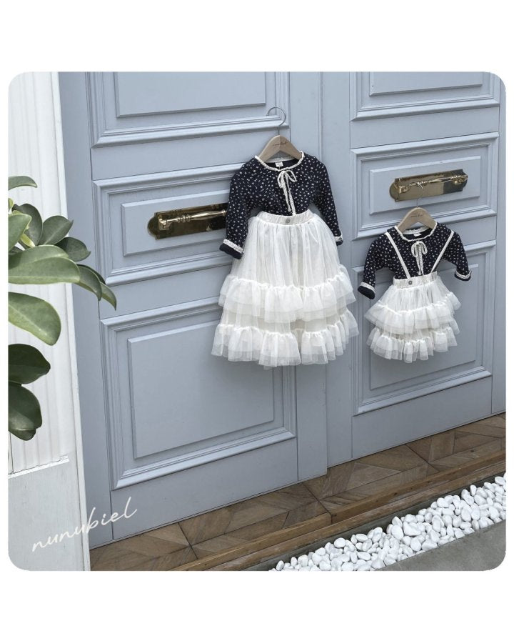 【nunubiel】 bebe floral t-shirts