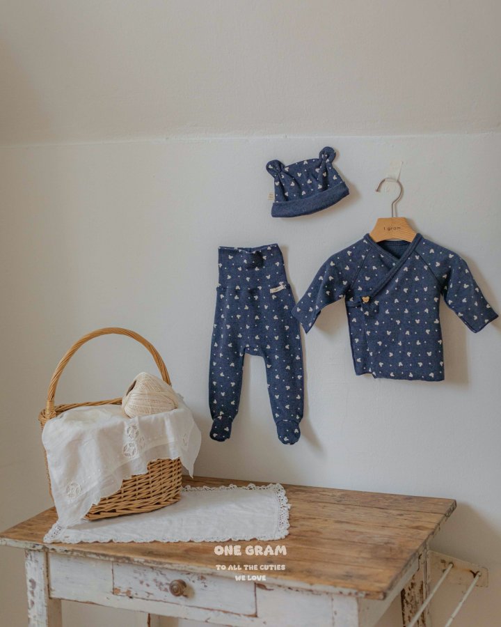 【one gram】 Doodoo newborn Suit & Leggings  ※クーポン使用で表示価格よりさらに10%OFF！9月30日（火）23：59まで！クーポンコード：spt10