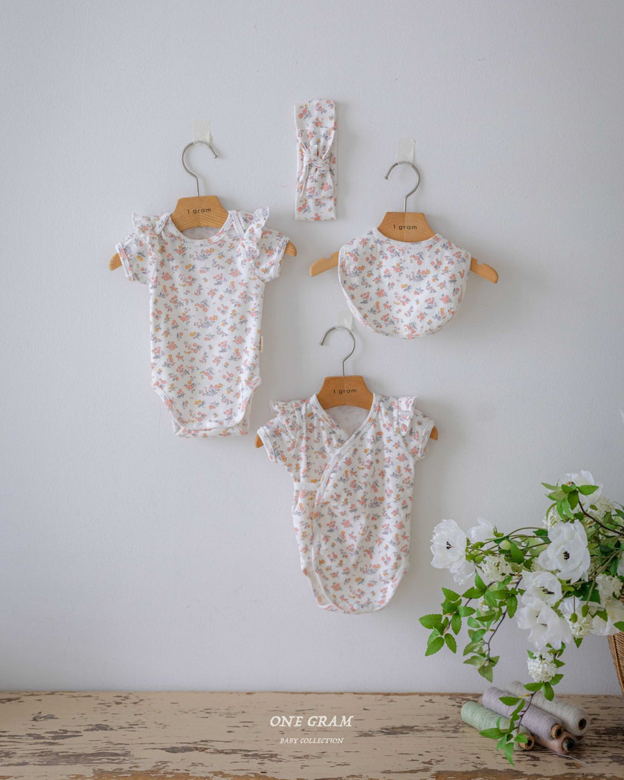 【one gram】 lily suit　※クーポン使用で表示価格よりさらに10%OFF！4月20日（日）23：59まで！クーポンコード：april10