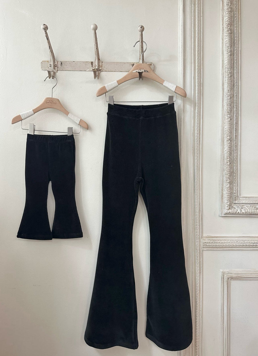 NEW【monbebe】 Corduroy bootcut pants (ママサイズ)