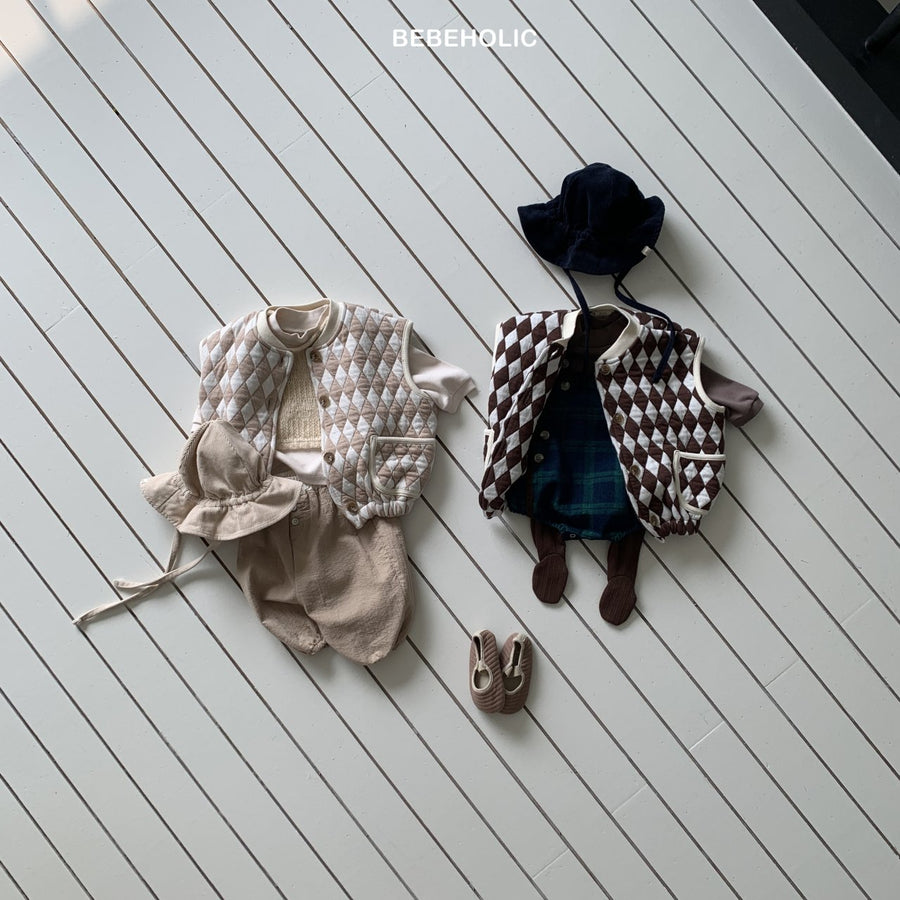【bebeholic】 Diamond Vest