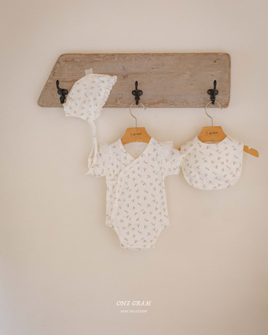 【one gram】 Rebecca newborn suit   ※クーポン使用で表示価格よりさらに10%OFF！4月20日（日）23：59まで！クーポンコード：april10