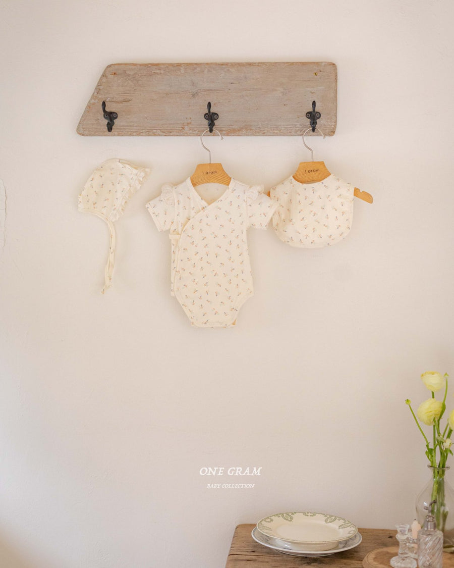 【one gram】 Rebecca newborn suit   ※クーポン使用で表示価格よりさらに10%OFF！4月20日（日）23：59まで！クーポンコード：april10