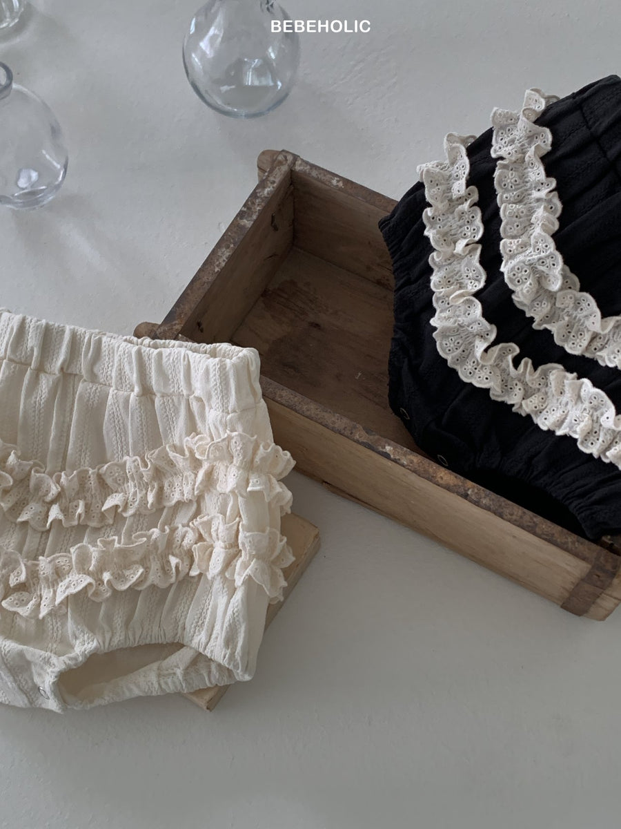 【bebeholic】 Creamy Lace Bloomer
