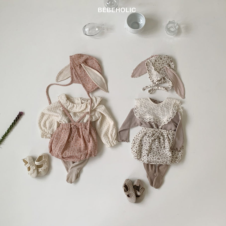 【bebeholic】 Rabbit Bonnet Set