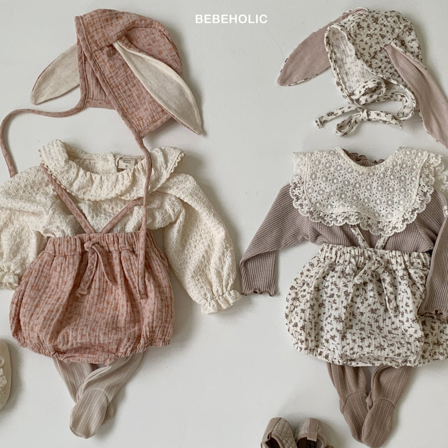 【bebeholic】 Rabbit Bonnet Set