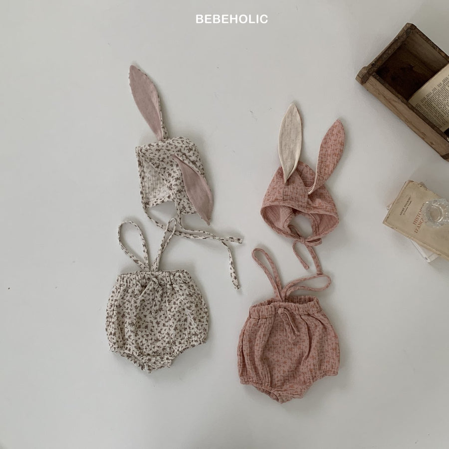 【bebeholic】 Rabbit Bonnet Set