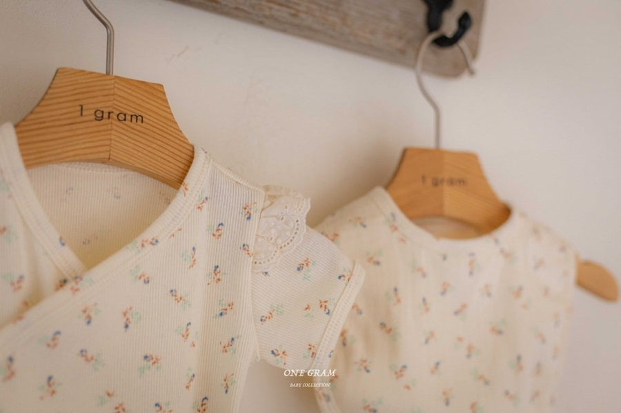 【one gram】 Rebecca newborn suit   ※クーポン使用で表示価格よりさらに10%OFF！4月20日（日）23：59まで！クーポンコード：april10
