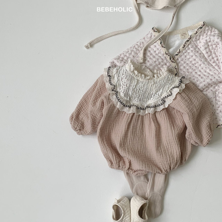 【bebeholic】 Melody Lace Suit