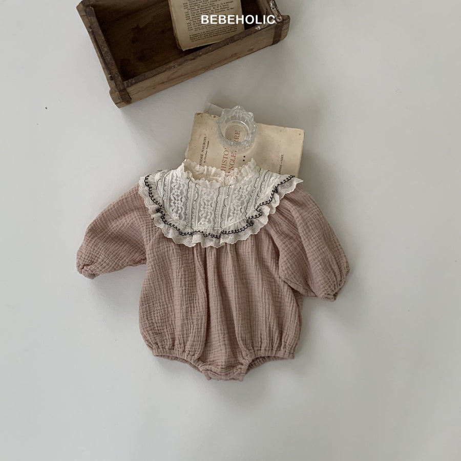 【bebeholic】 Melody Lace Suit