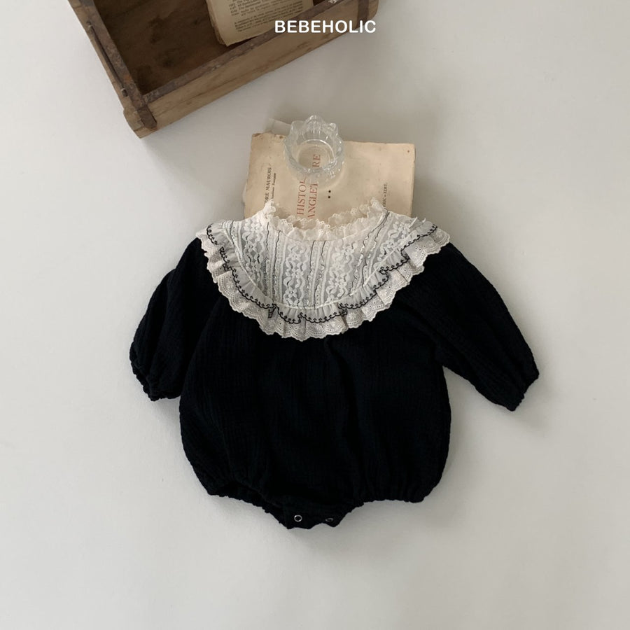 【bebeholic】 Melody Lace Suit
