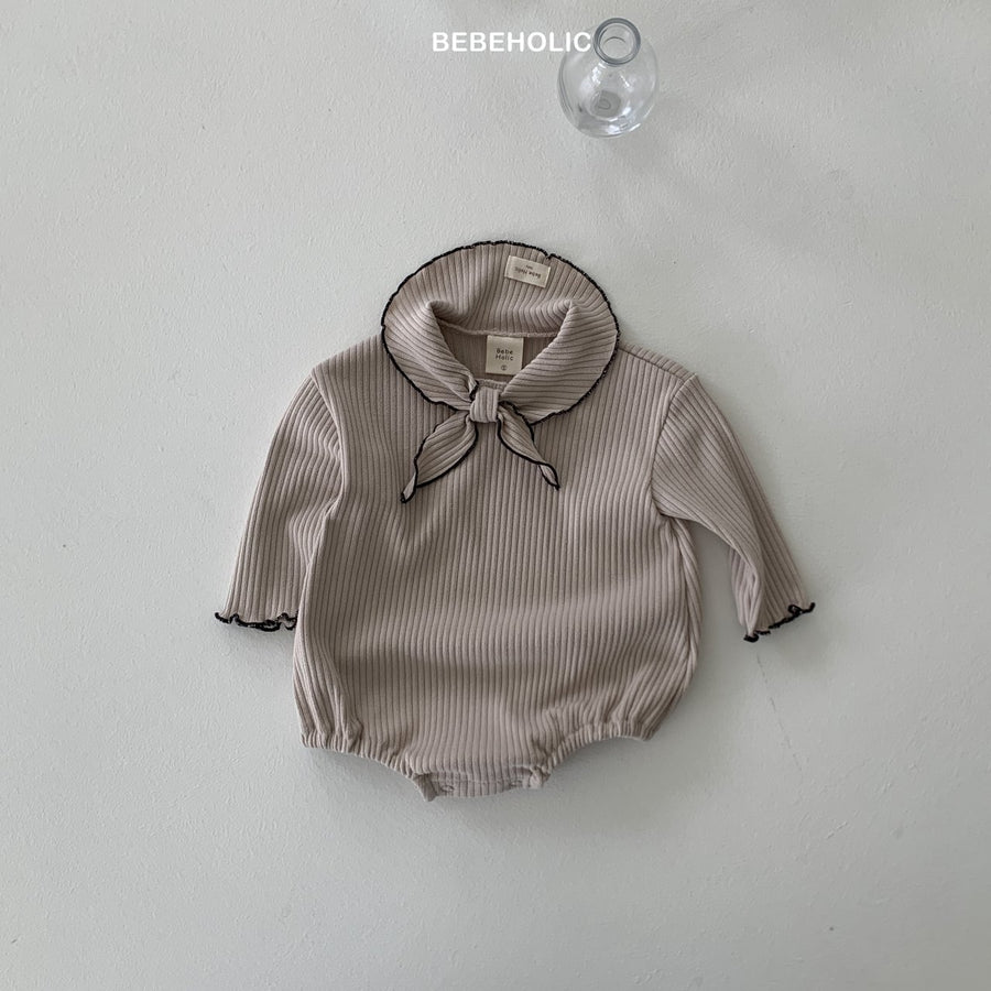 【bebeholic】 Scarf Suit