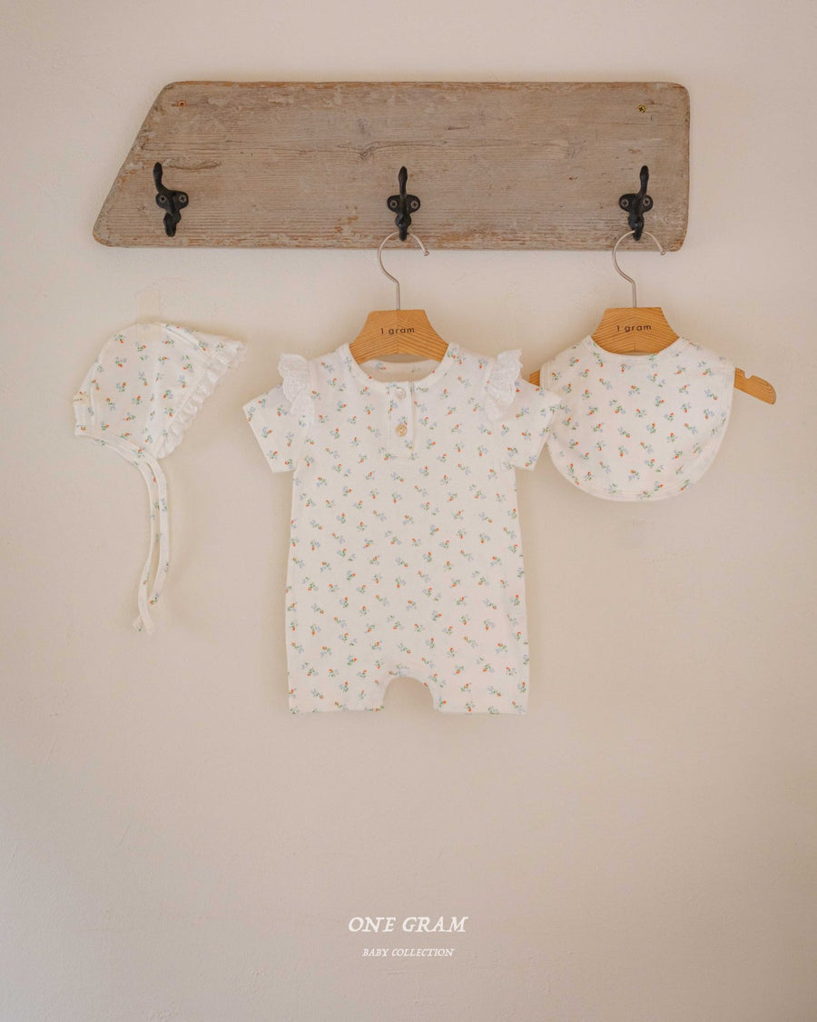 【one gram】 Rebecca bib  ※クーポン使用で表示価格よりさらに10%OFF！4月20日（日）23：59まで！クーポンコード：april10