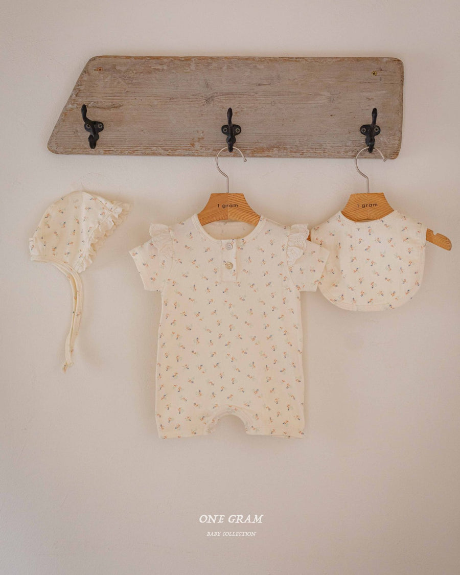 【one gram】 Rebecca bib  ※クーポン使用で表示価格よりさらに10%OFF！4月20日（日）23：59まで！クーポンコード：april10
