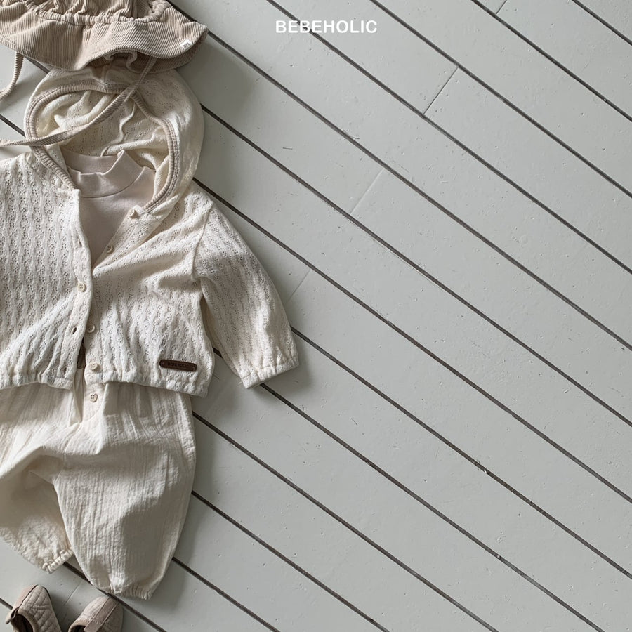 【bebeholic】 Sage Eyelet Hood