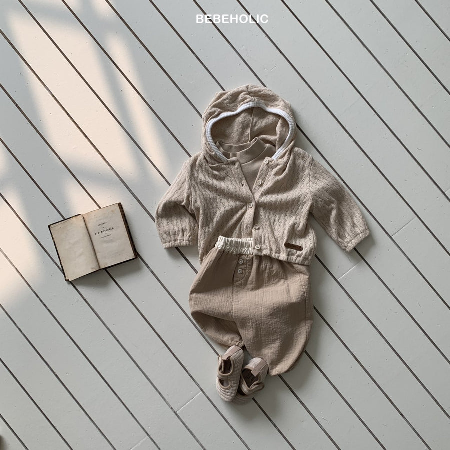 【bebeholic】 Sage Eyelet Hood