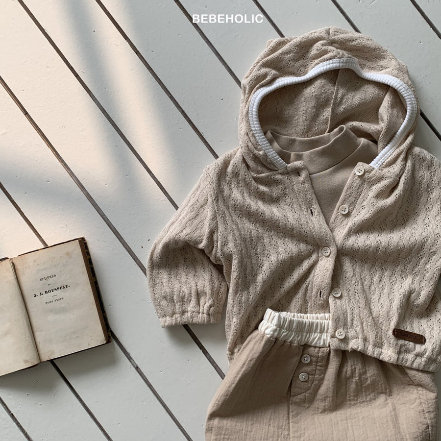 【bebeholic】 Sage Eyelet Hood