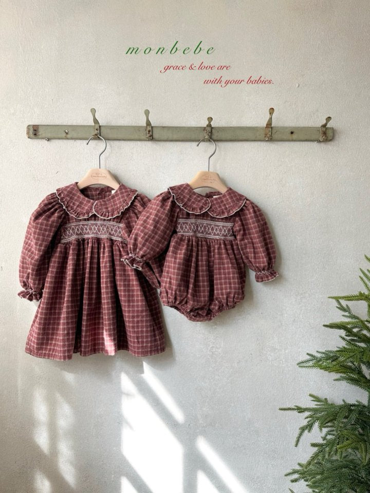 【monbebe】 Merry Zimmer dress