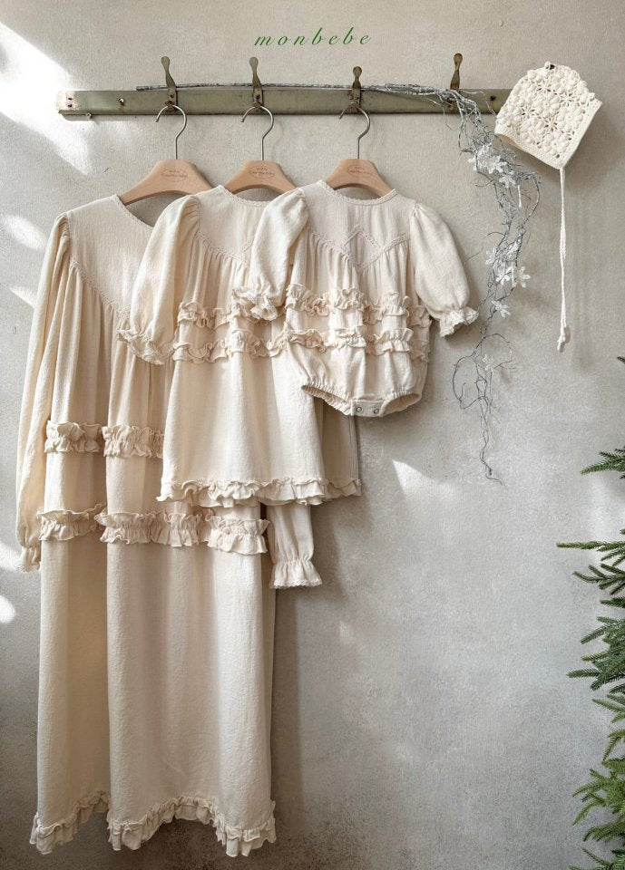 【monbebe】 Merlin Frill Suit