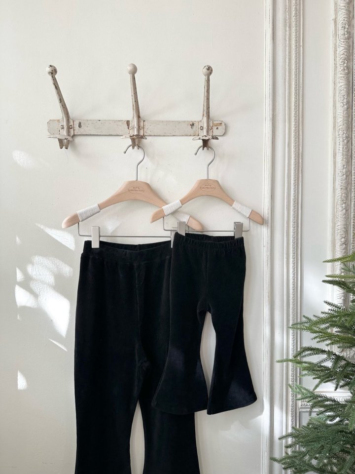 【monbebe】 Golden spandex bootcut pants (for mom)