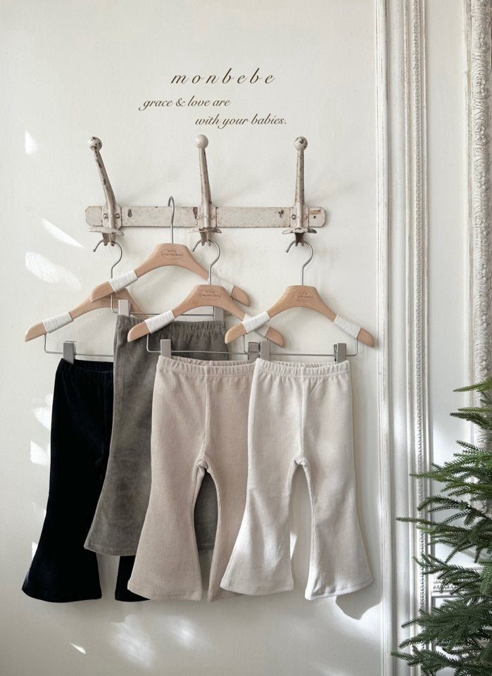 【monbebe】 Golden spandex bootcut pants