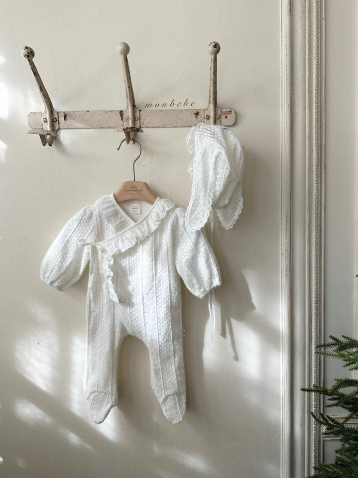 【monbebe】 W Bunny Lace Bonnet