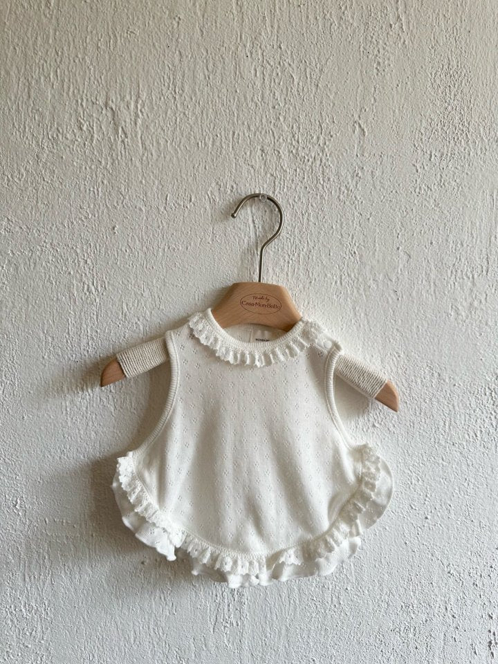 【monbebe】 Frill Vest