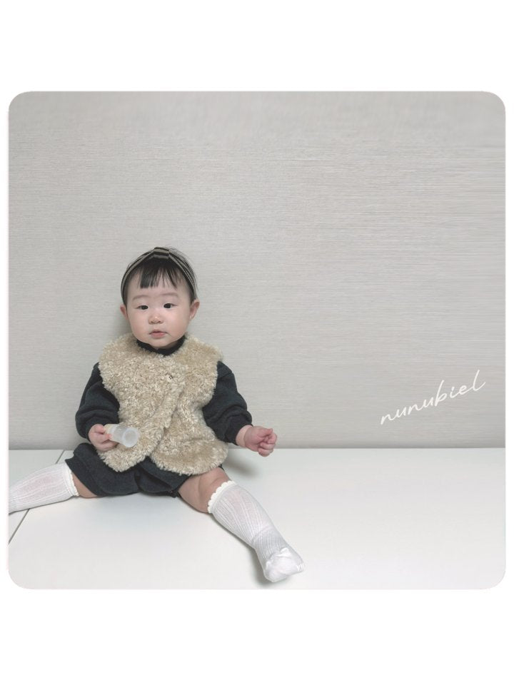 【nunubiel】 Bebe fur vest